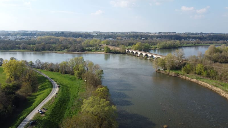 Confluence Loire Cher
